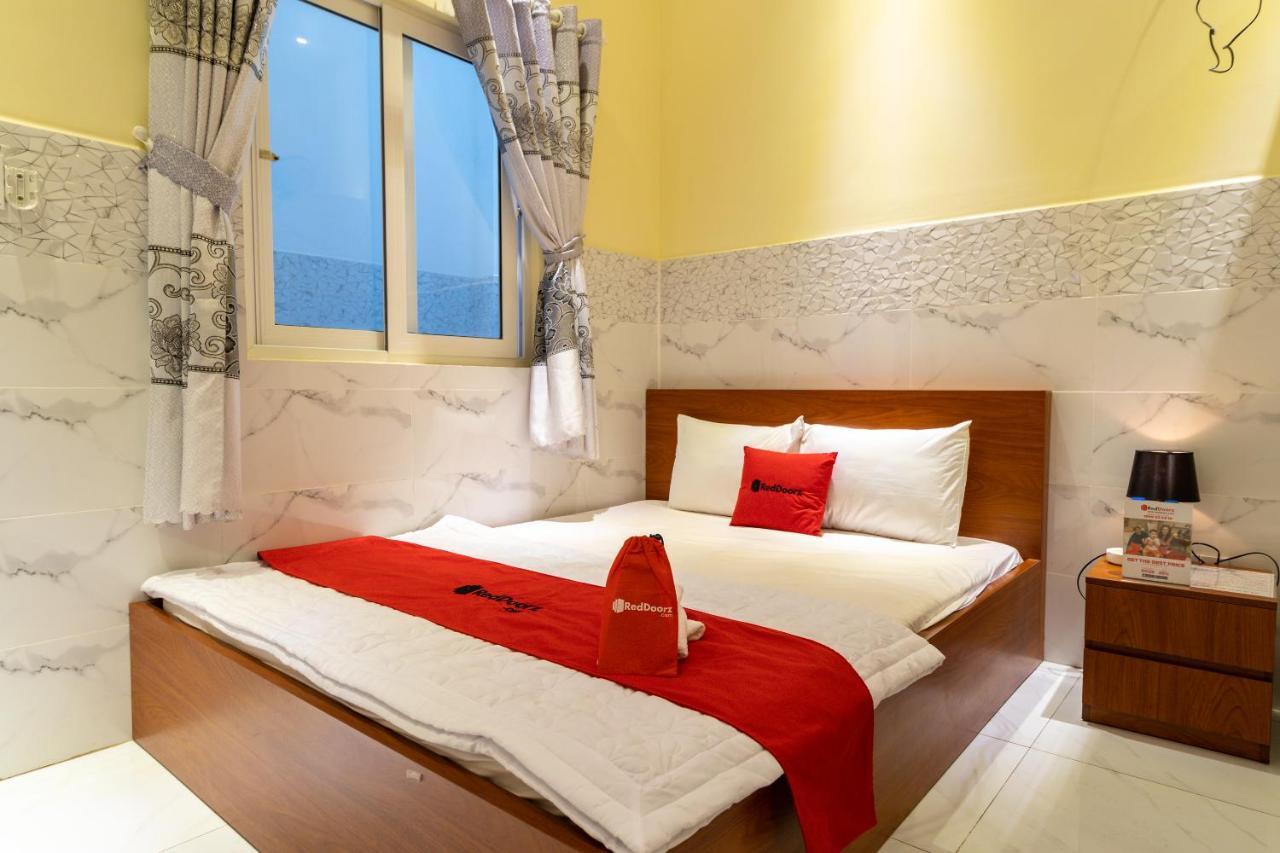 Reddoorz Near Etown 4 Hotel Bandar Ho Chi Minh Luaran gambar