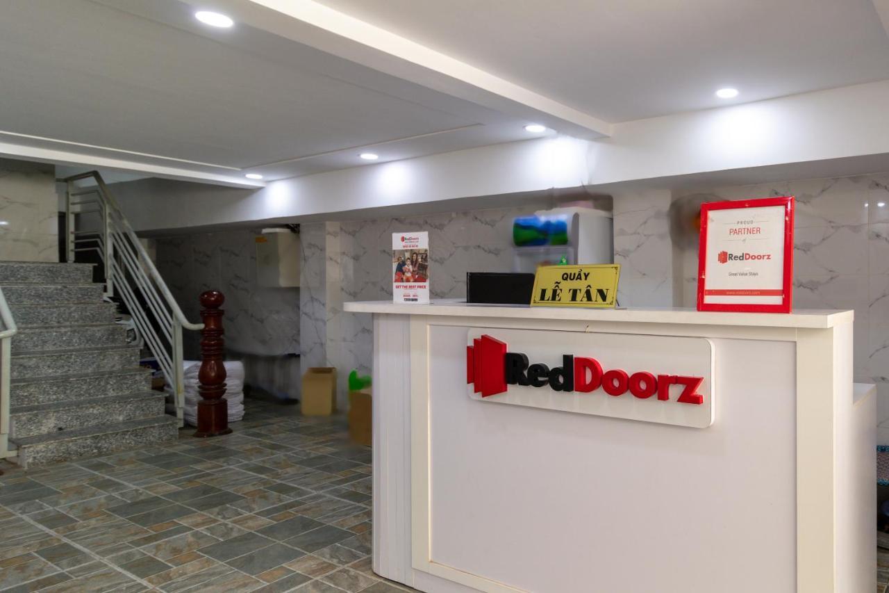 Reddoorz Near Etown 4 Hotel Bandar Ho Chi Minh Luaran gambar