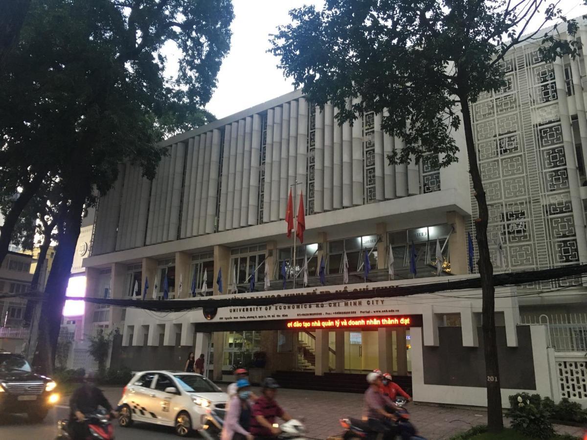 Reddoorz Near Etown 4 Hotel Bandar Ho Chi Minh Luaran gambar
